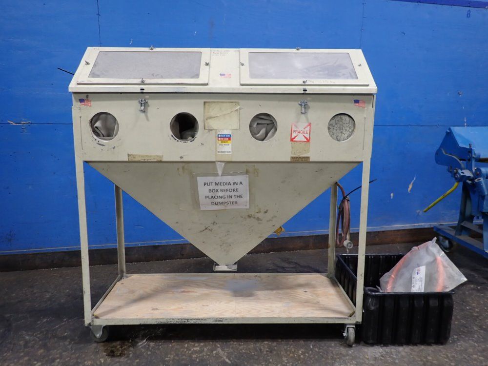 60" X 23" X 23" Blast Cabinet