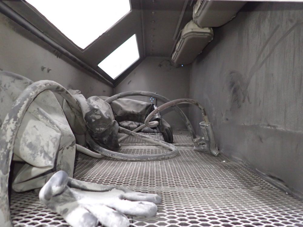 60" X 23" X 23" Blast Cabinet