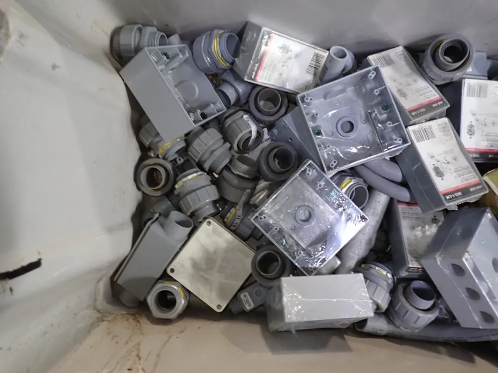 Fittings / Outlet Boxes