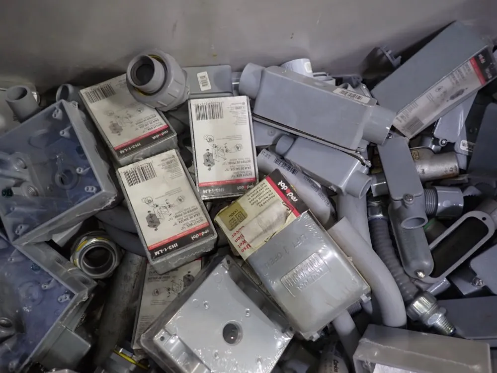 Fittings / Outlet Boxes