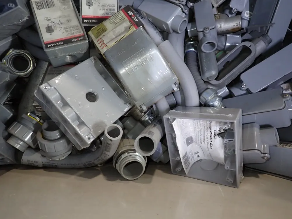 Fittings / Outlet Boxes