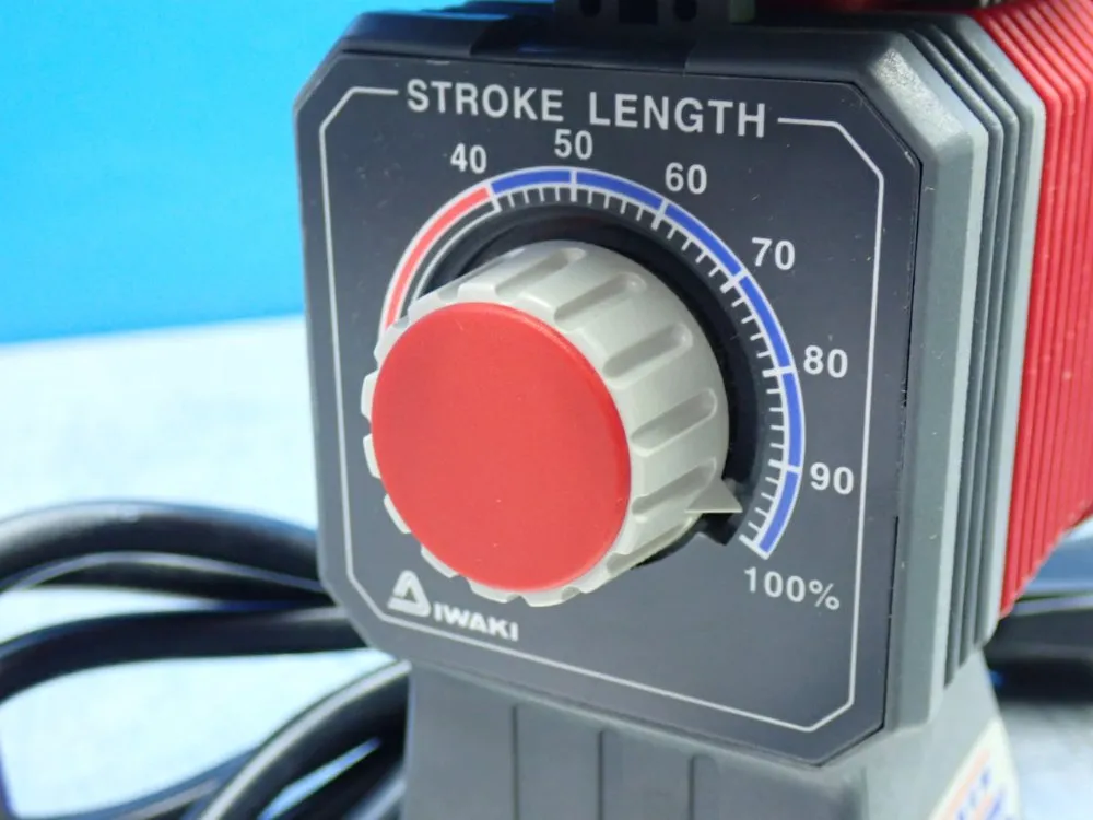 Iawaki 0.6gph Metering Pump - Ehb10r1-vc