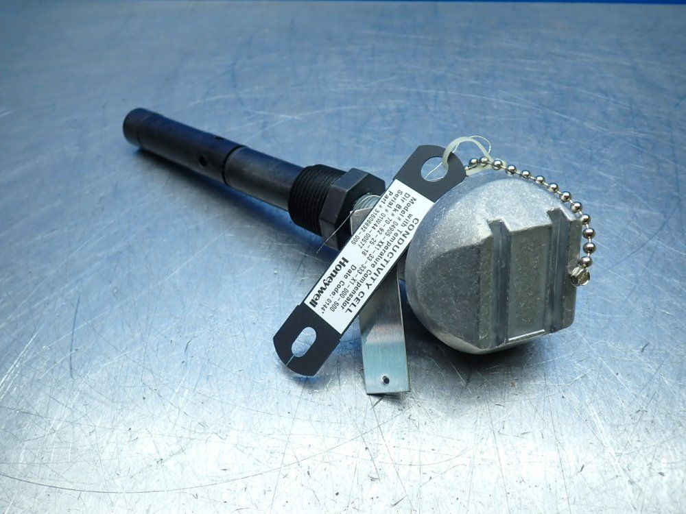 Honeywell Conductivity Cell W/temperature Compensator - 04905-xx1-33-333-x1-000-s00