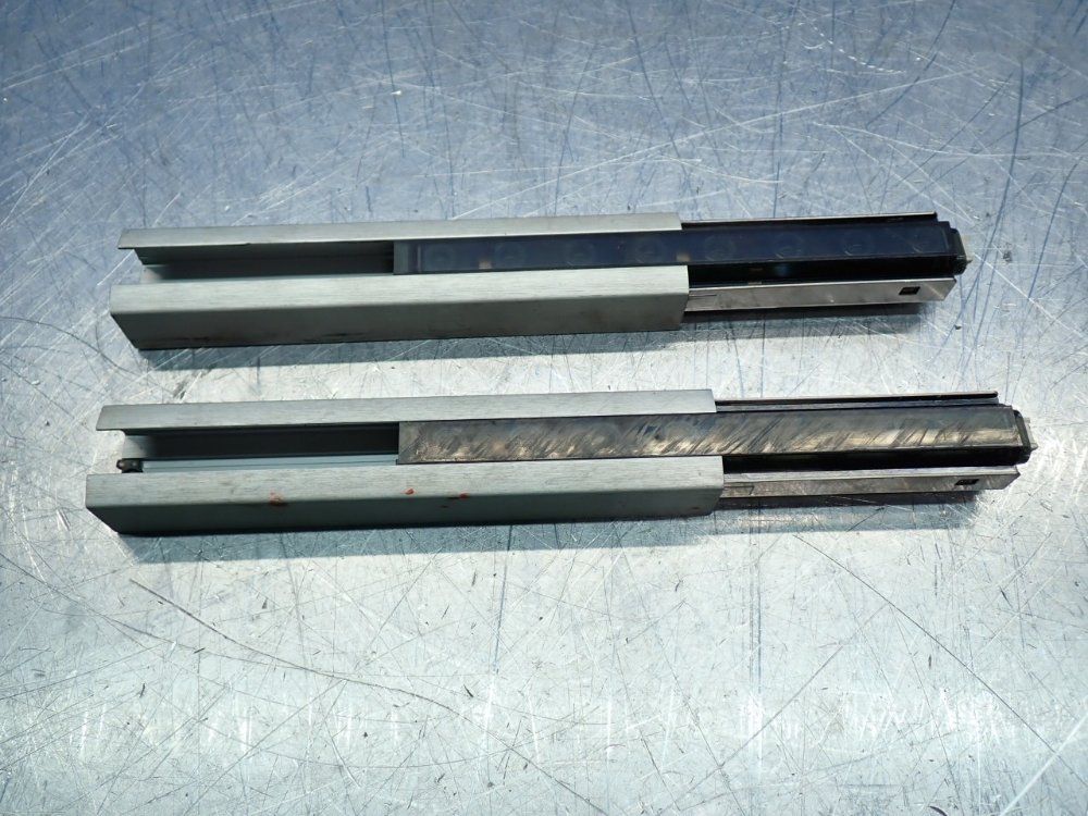 Keyence 140mm Detection Area, 7m Detection Distance Light Curtain Extension Kit - Pj-v21