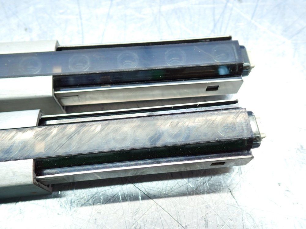 Keyence 140mm Detection Area, 7m Detection Distance Light Curtain Extension Kit - Pj-v21