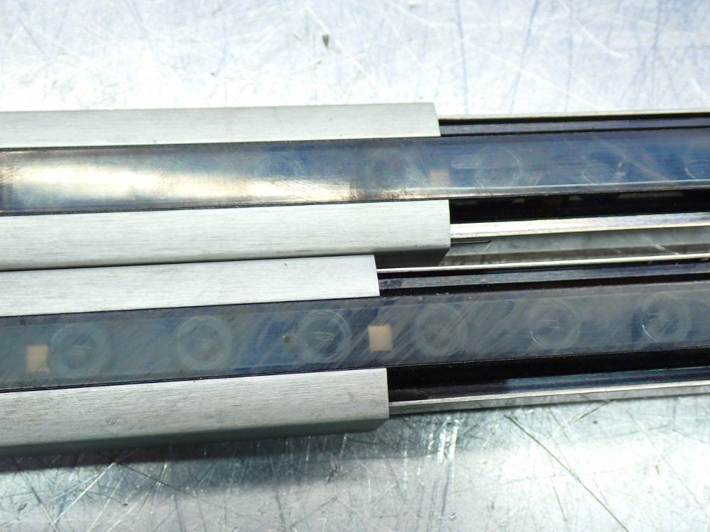 Keyence 140mm Detection Area, 7m Detection Distance Light Curtain Extension Kit - Pj-v21