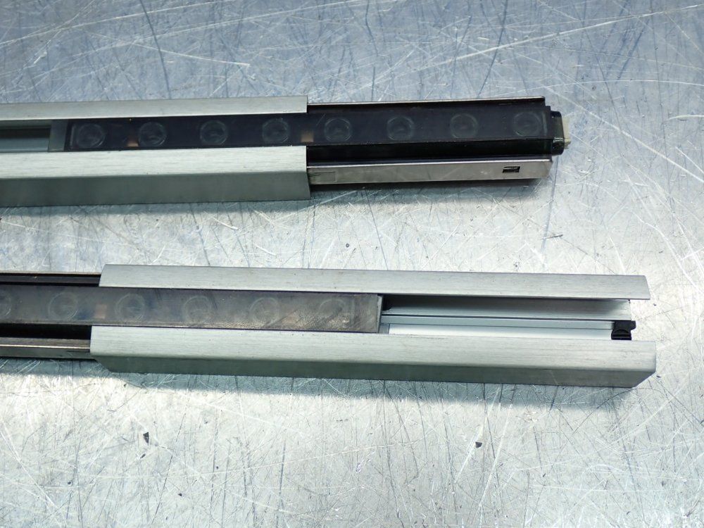 Keyence 140mm Detection Area, 7m Detection Distance Light Curtain Extension Kit - Pj-v21