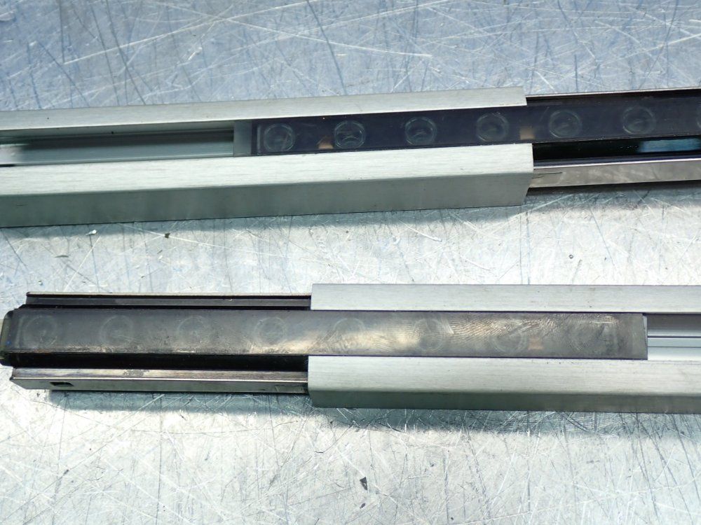 Keyence 140mm Detection Area, 7m Detection Distance Light Curtain Extension Kit - Pj-v21