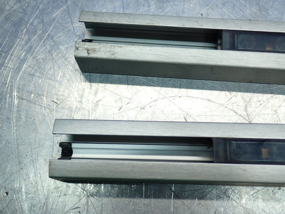 Keyence 140mm Detection Area, 7m Detection Distance Light Curtain Extension Kit - Pj-v21