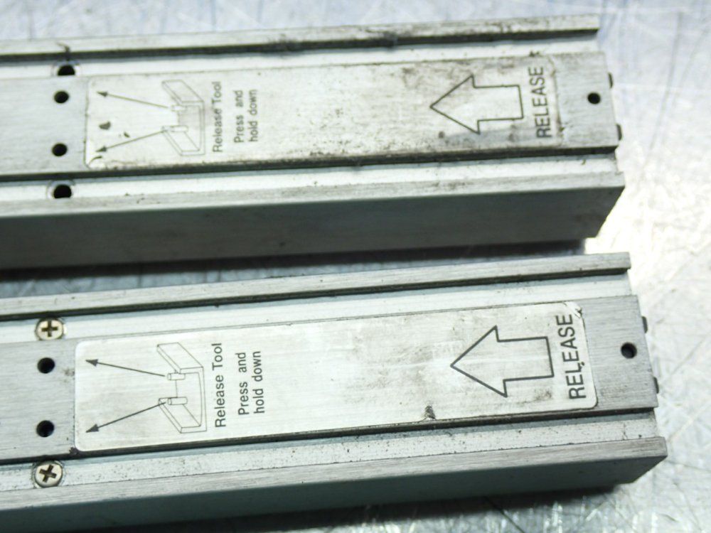 Keyence 140mm Detection Area, 7m Detection Distance Light Curtain Extension Kit - Pj-v21