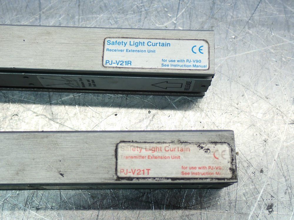 Keyence 140mm Detection Area, 7m Detection Distance Light Curtain Extension Kit - Pj-v21