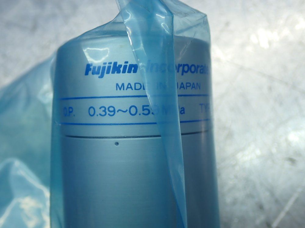 Fujikin High Pressure Bellows Valve - Fp-ubf-916-6.35