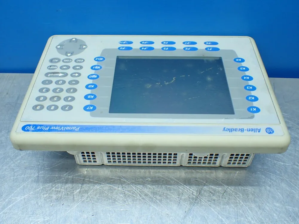 Allen-bradley Panelview Plus 700 Operator Panel - 2711p-b7c4d1