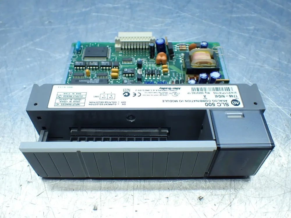 Allen-bradley Slc 500 Combination I/o Module - 1746-ni04i