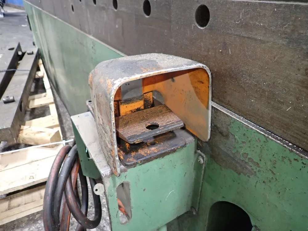 Cincinnati 175 Ton X 143 3/4" Press Brake - 175 Cb X 10 Ft