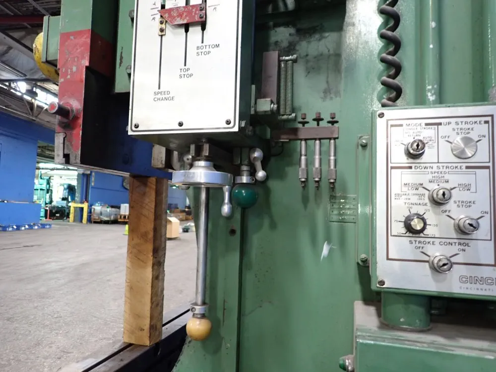 Cincinnati 175 Ton X 143 3/4" Press Brake - 175 Cb X 10 Ft