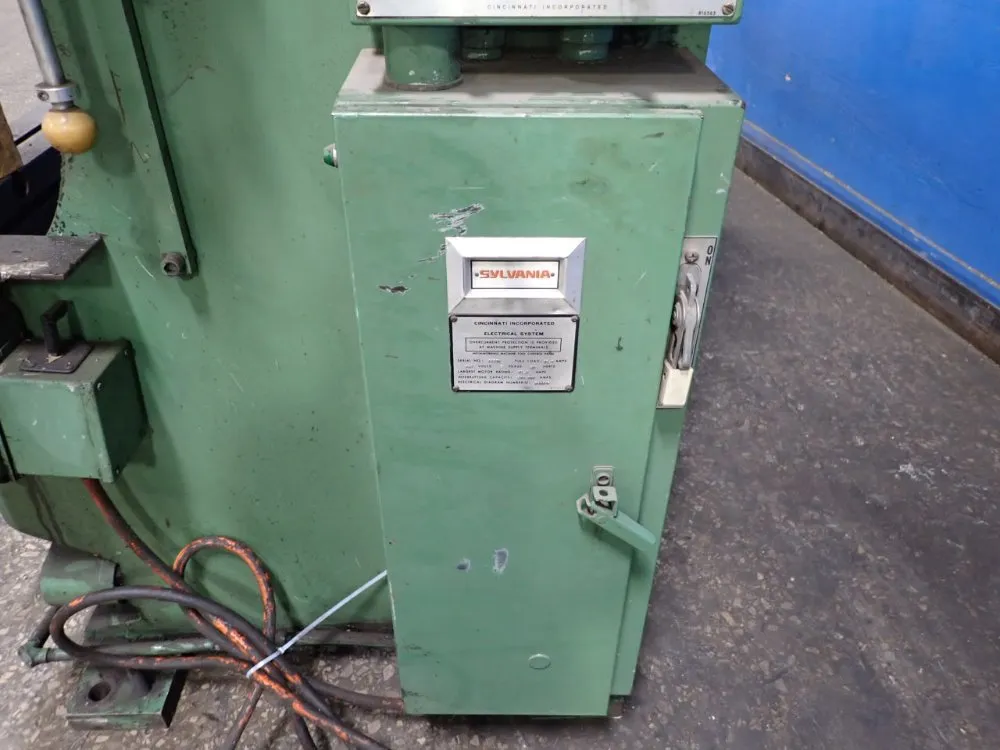 Cincinnati 175 Ton X 143 3/4" Press Brake - 175 Cb X 10 Ft