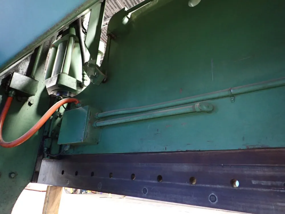 Cincinnati 175 Ton X 143 3/4" Press Brake - 175 Cb X 10 Ft