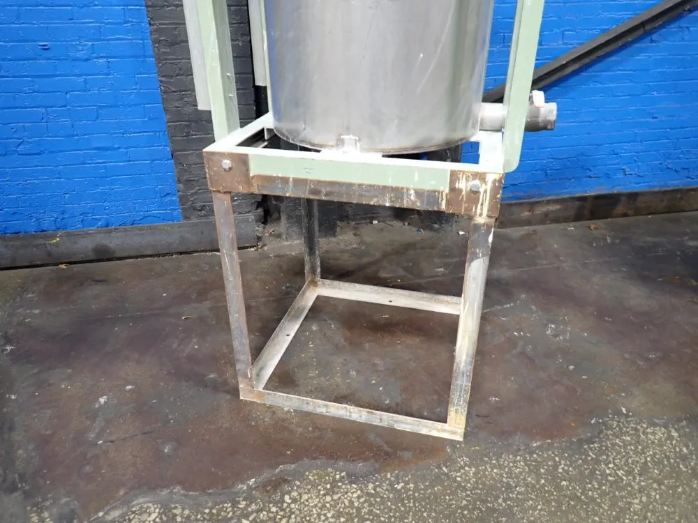 25" X 25" Mixer