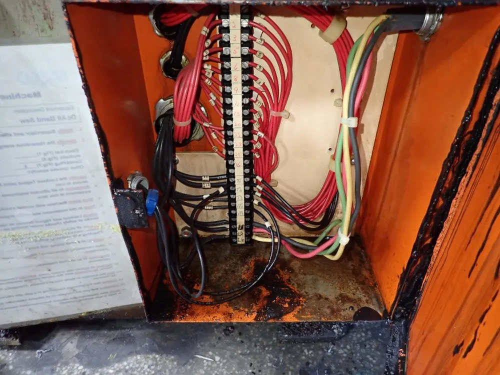 Do All 24"x13" Horizontal Mill