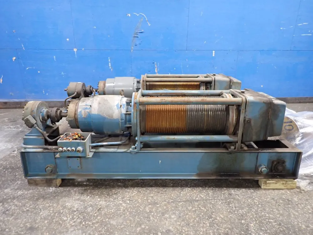 Munck 10 Ton Dual Cable Hoist