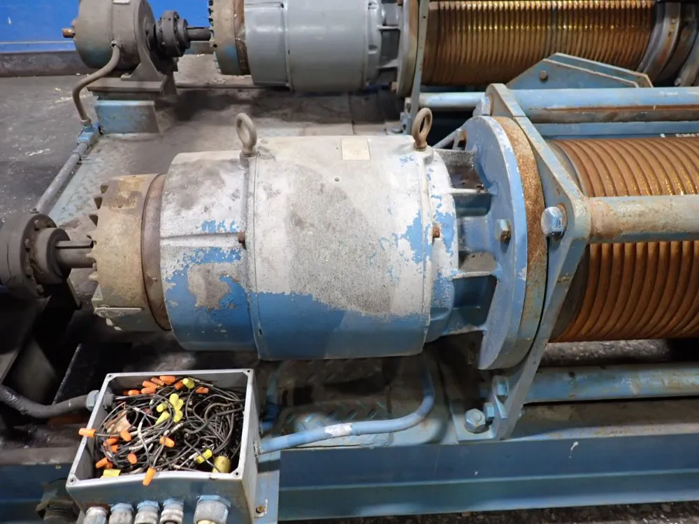 Munck 10 Ton Dual Cable Hoist