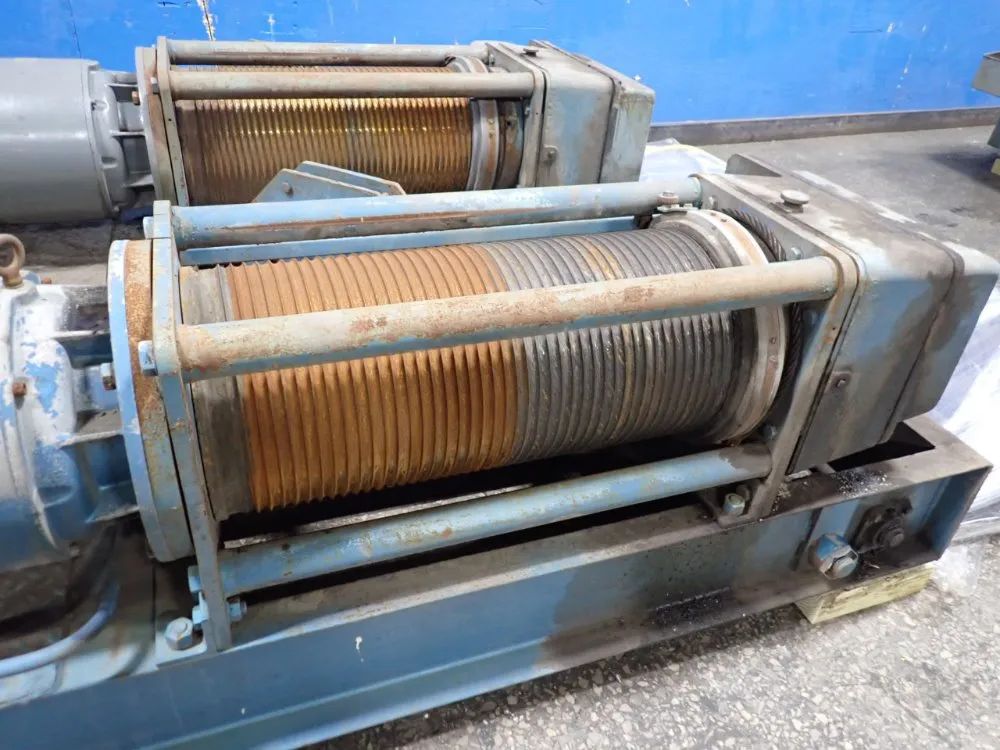 Munck 10 Ton Dual Cable Hoist