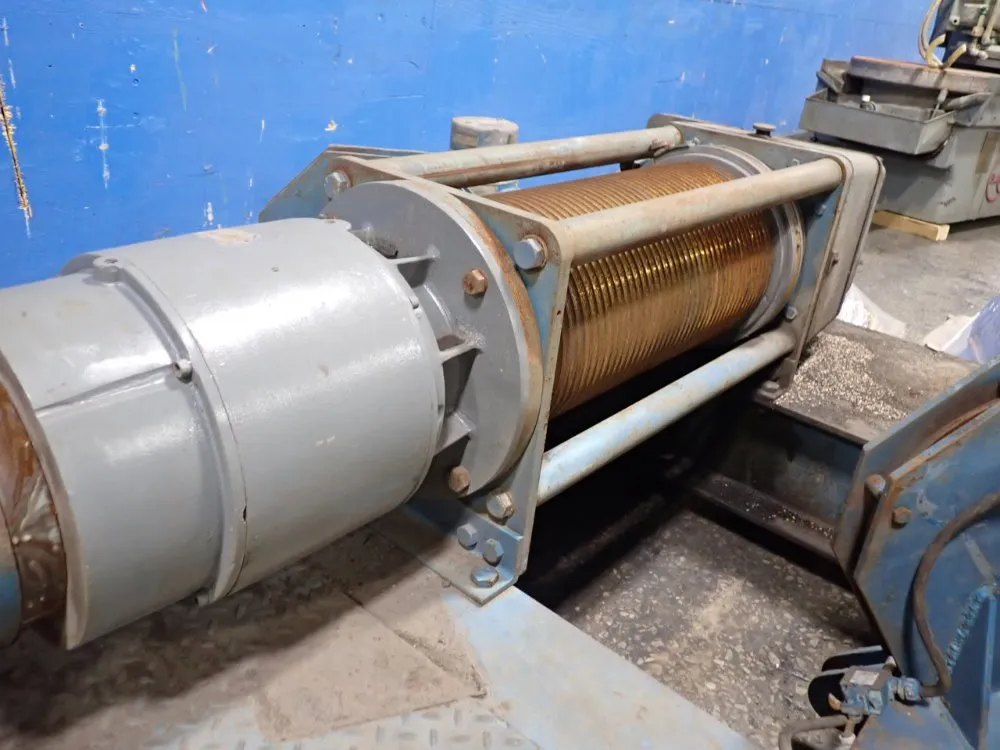 Munck 10 Ton Dual Cable Hoist