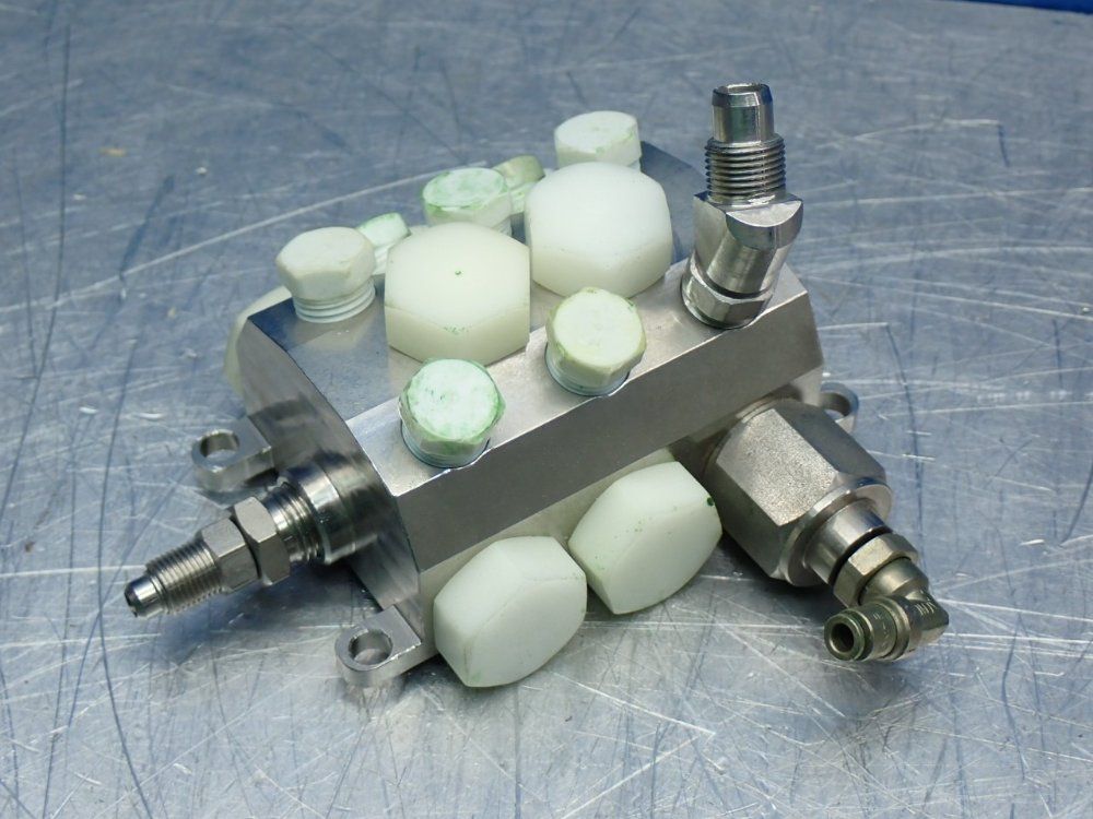 Abb 8x2/2 Valve Block - 3hnm13975-1