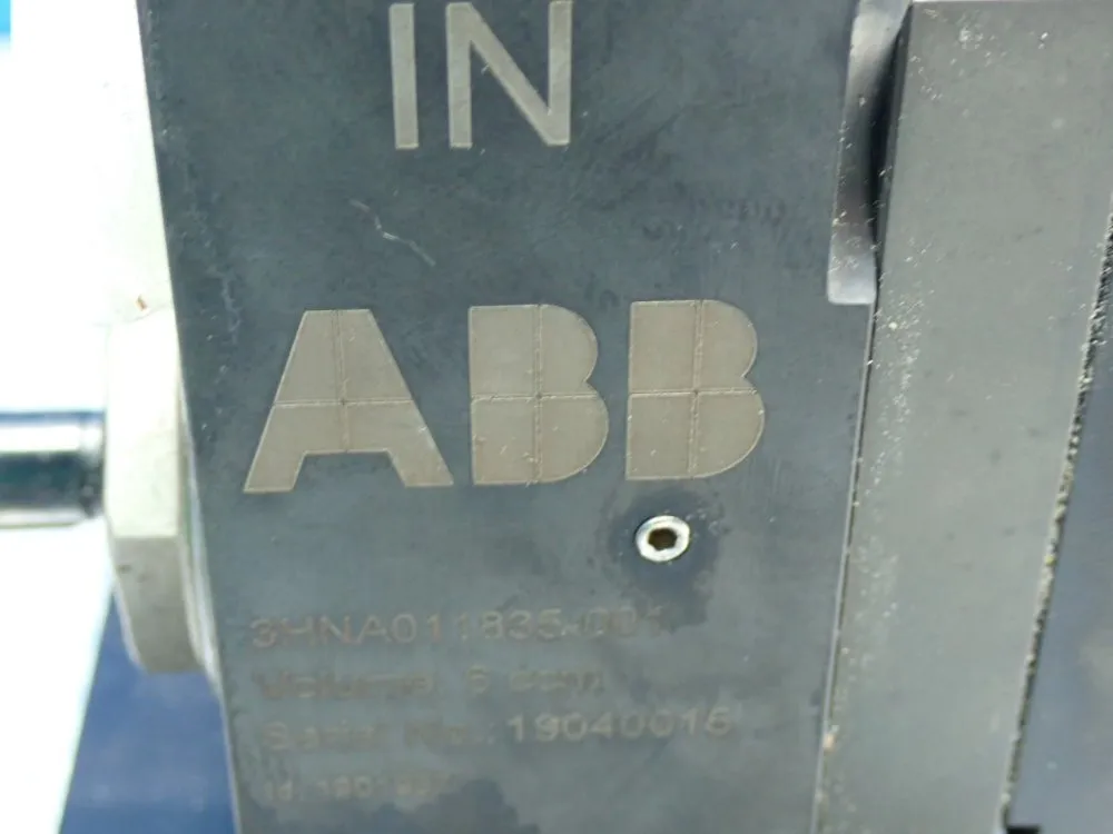 Abb Volume: 6ccm Robotic Spray Gear Pump - 3hna011835-001