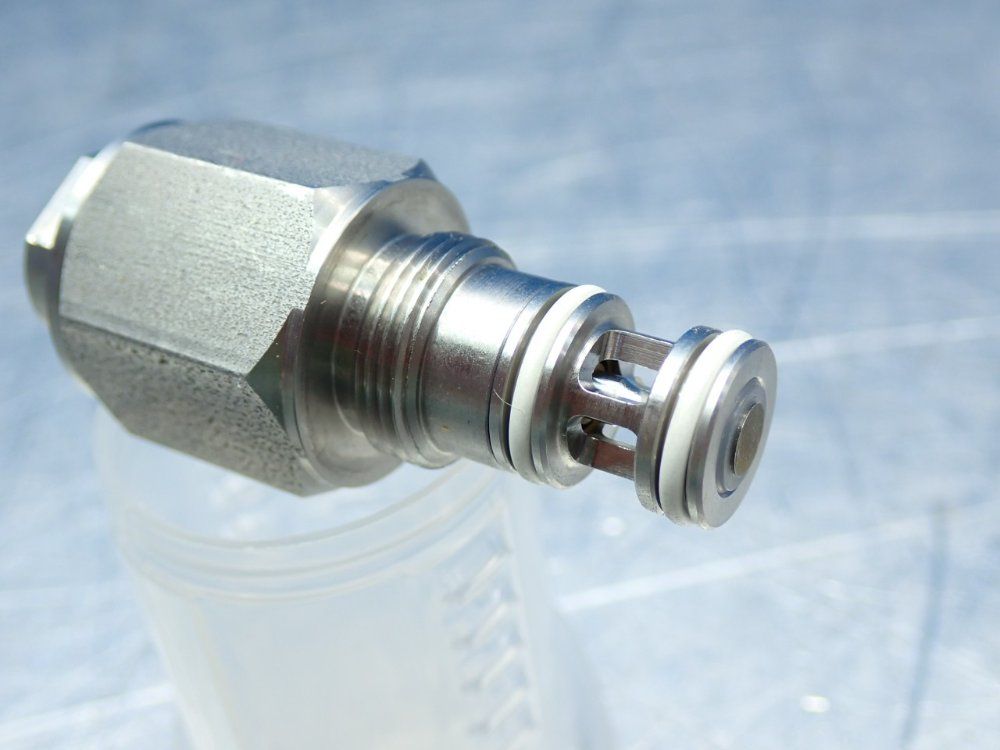 Abb Precision Directional Control Valve, 2pcs - 3hnp02598-1