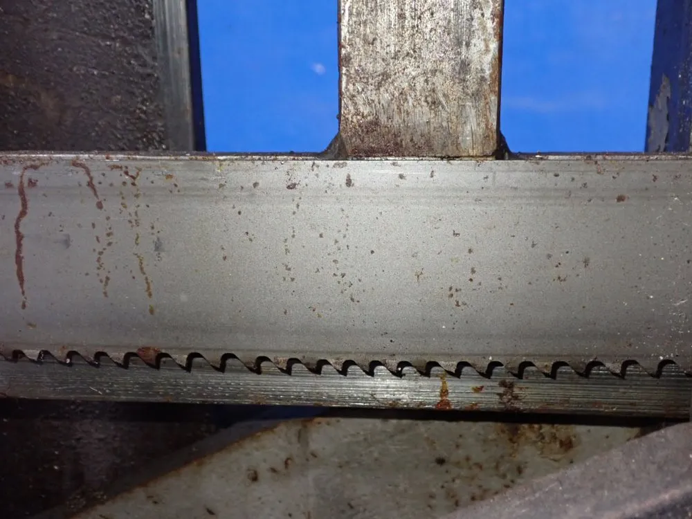 Behringer 18" X 23" Horizontal Band Saw - Hbp430n D0