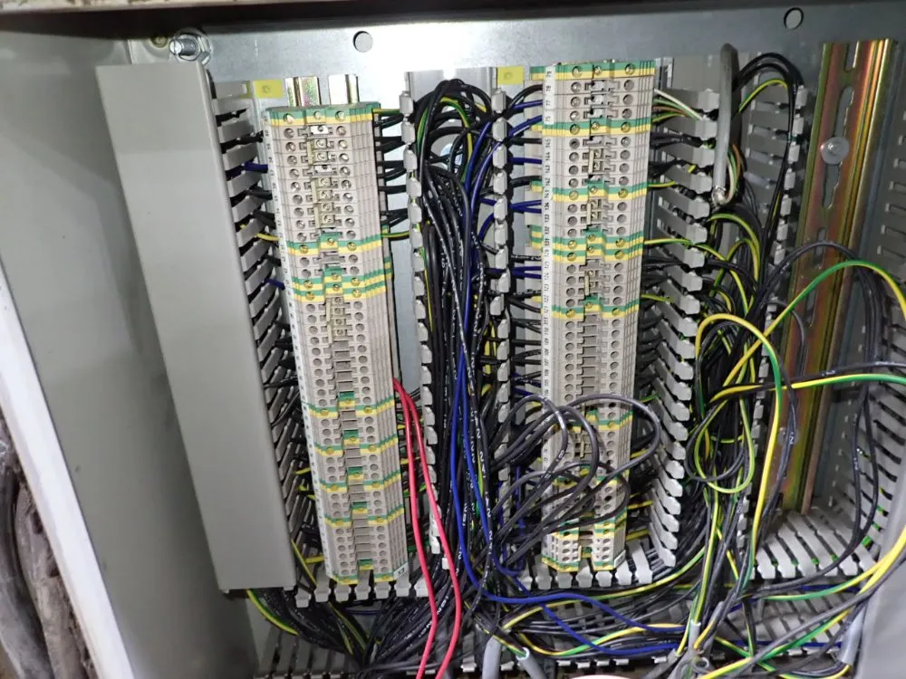 Behringer 18" X 23" Horizontal Band Saw - Hbp430n D0