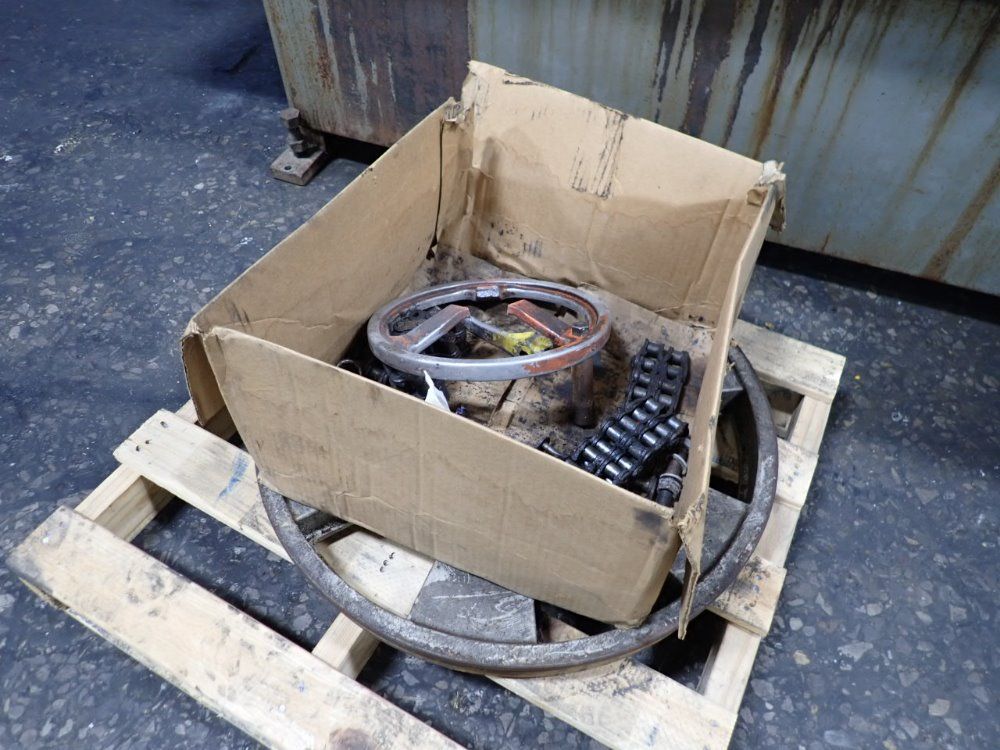 Hem Inc 27 1/2" X 27" Horizontal Band Saw - 1500lm