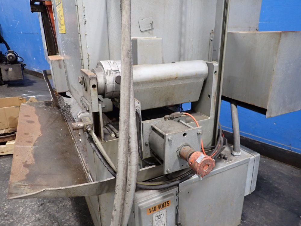 Hem Inc 27 1/2" X 27" Horizontal Band Saw - 1500lm