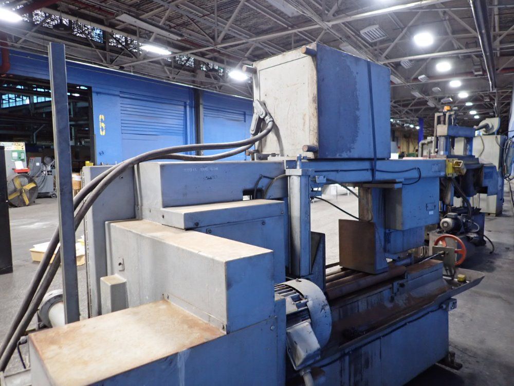 Hem Inc 27 1/2" X 27" Horizontal Band Saw - 1500lm