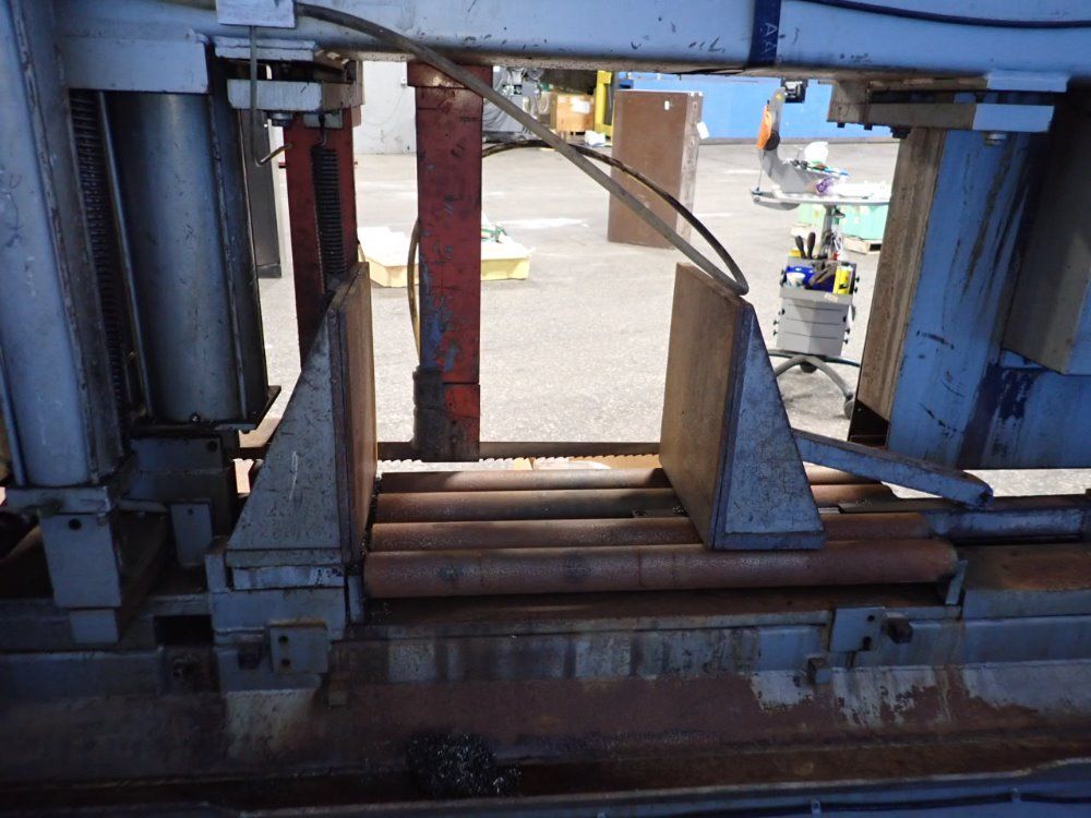 Hem Inc 27 1/2" X 27" Horizontal Band Saw - 1500lm