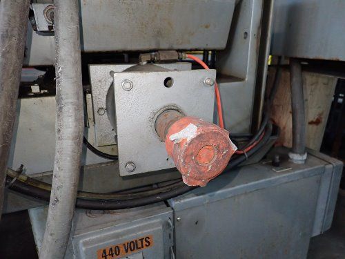 Hem Inc 27 1/2" X 27" Horizontal Band Saw - 1500lm