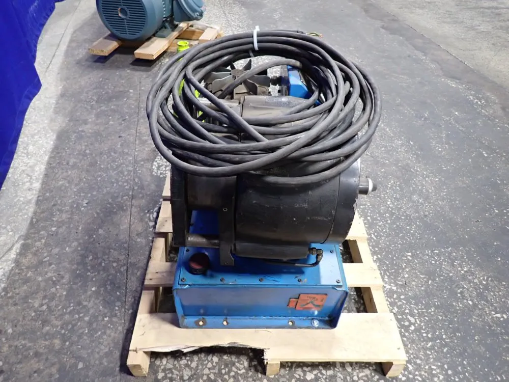 Finn-power 5" Hydraulic Hose Crimper - P32ms