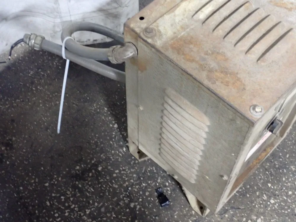 Arcon Equipment Inc 104 A Battery Charger - Ar6a/c450