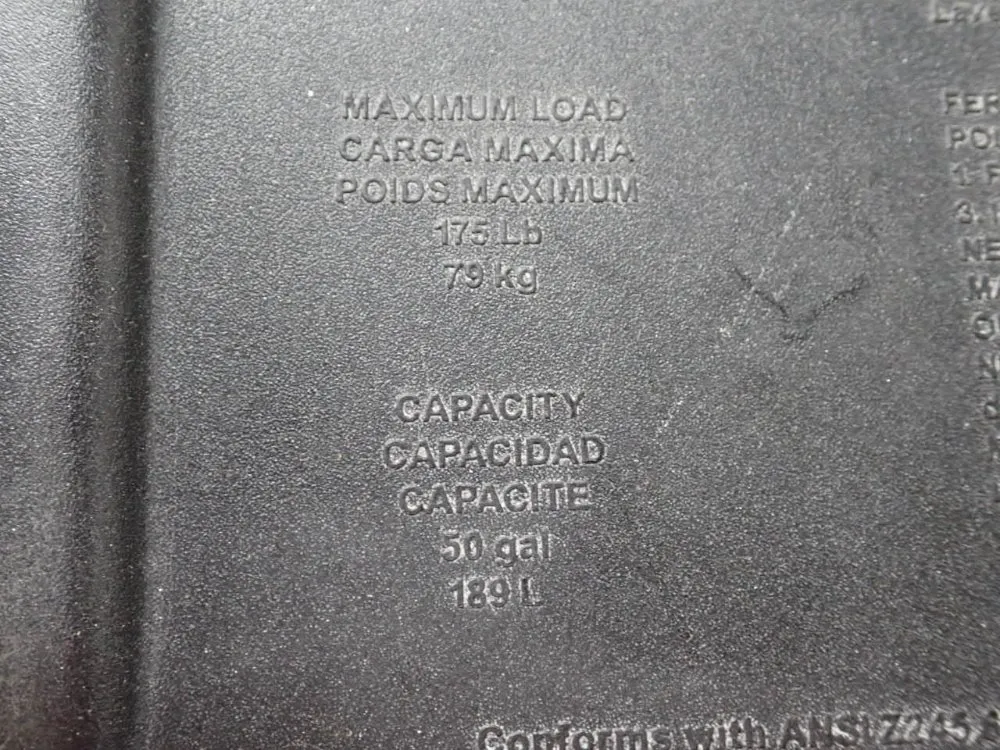 Rubbermaid 50 Gal Garbage Can