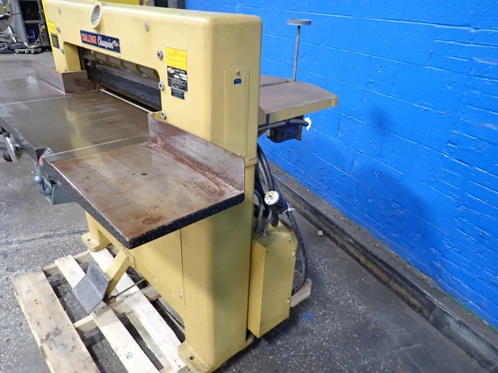 Challenge Champion 30" Hydraulic Paper Cutter - Modb