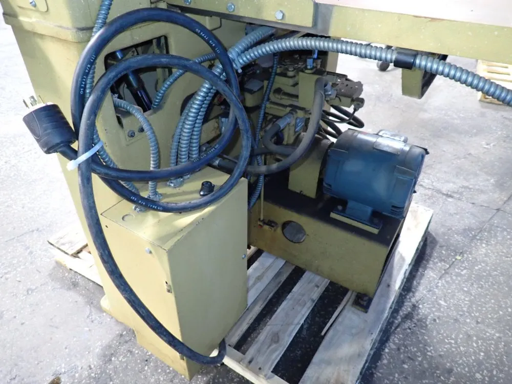 Challenge Champion 30" Hydraulic Paper Cutter - Modb