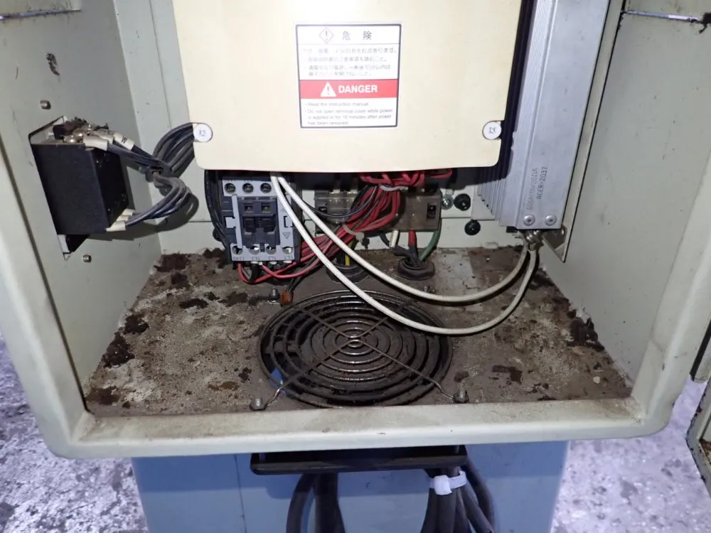 Acer 10" X 50" Vertical Mill - Fvs-3vk