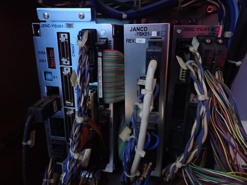 Motoman / Yaskawa Electric 2.0kva Robot - Mh6