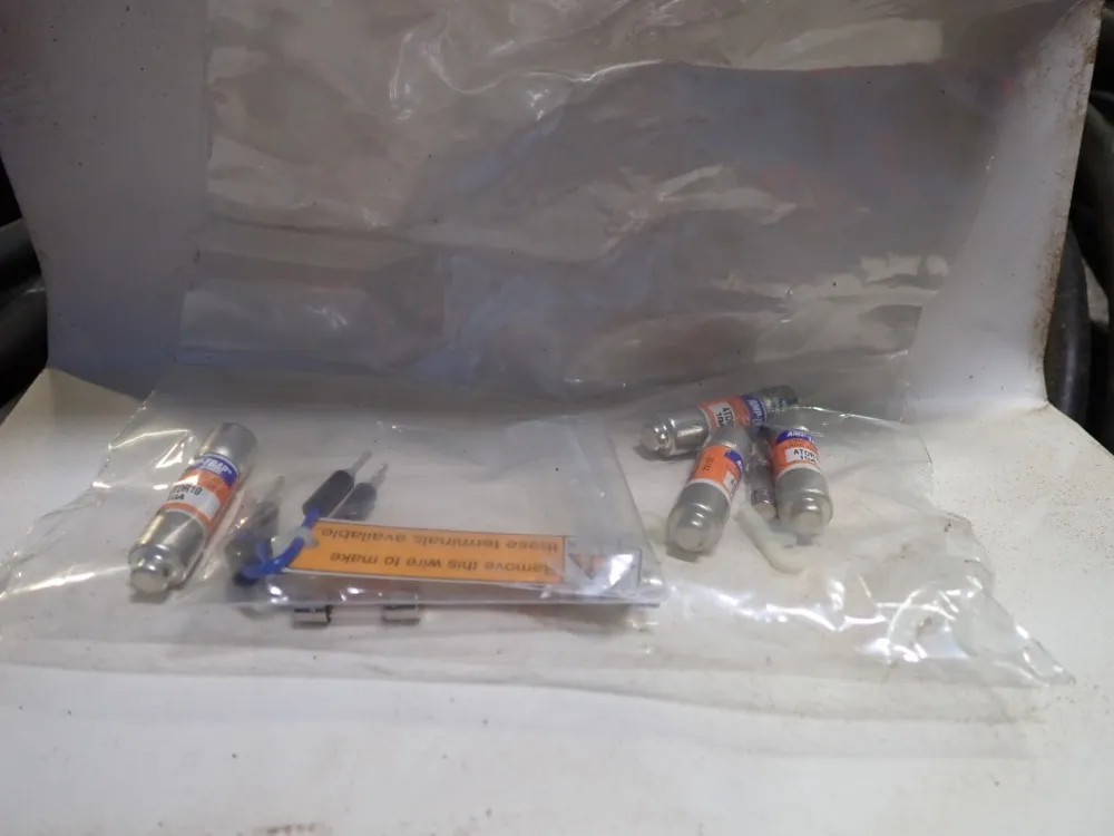 Motoman / Yaskawa Electric 2.0kva Robot - Mh6