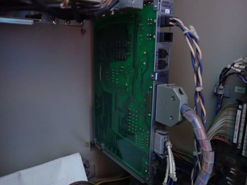 Motoman / Yaskawa Electric 2.0kva Robot - Mh6