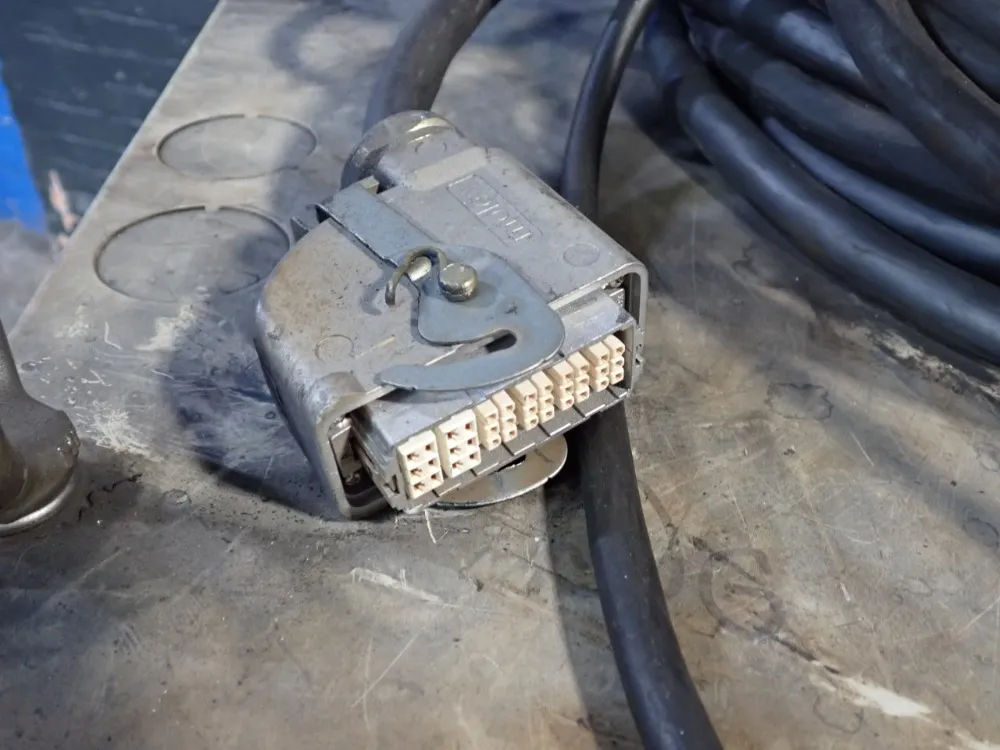 Motoman / Yaskawa Electric 2.0kva Robot - Mh6