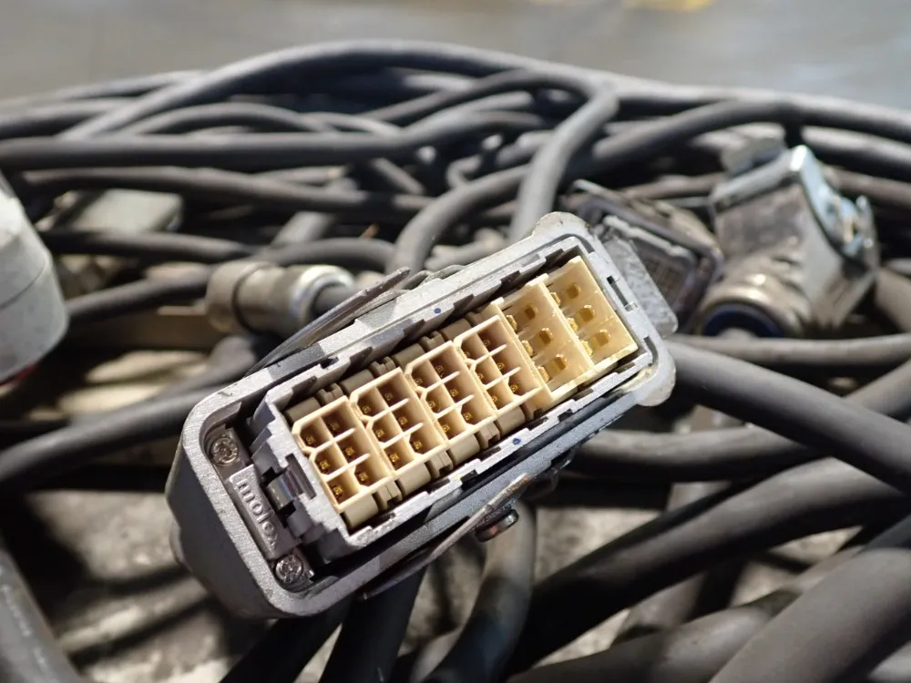 Motoman / Yaskawa Electric 2.0kva Robot - Mh6