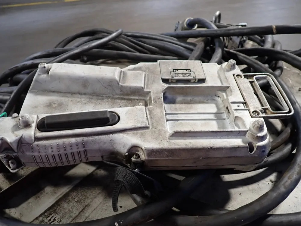 Motoman / Yaskawa Electric 2.0kva Robot - Mh6